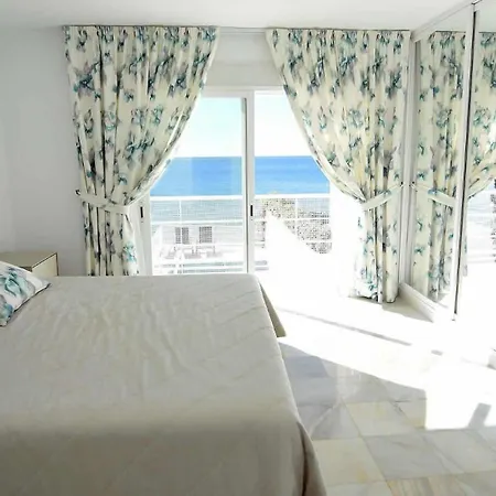 Mit Privatpool Fuer 7 Personen Ca 246 Qm In Nerja, Andalusien Costa Del Sol Vakantiehuis Nerja