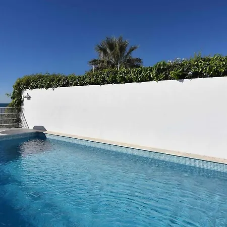 Mit Privatpool Fuer 7 Personen Ca 246 Qm In Nerja, Andalusien Costa Del Sol Σπίτι διακοπών *