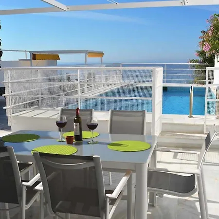 度假居 Mit Privatpool Fuer 7 Personen Ca 246 Qm In Nerja, Andalusien Costa Del Sol 内尔哈